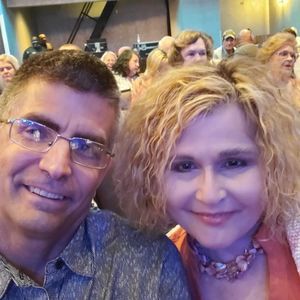 Meet your Posher, Lorrie